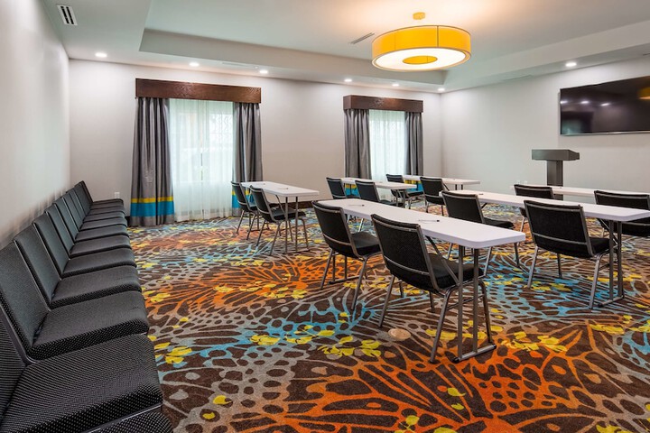 Meeting facility
