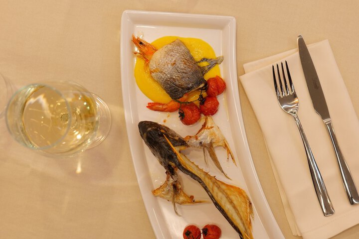 Dining 109 of 126