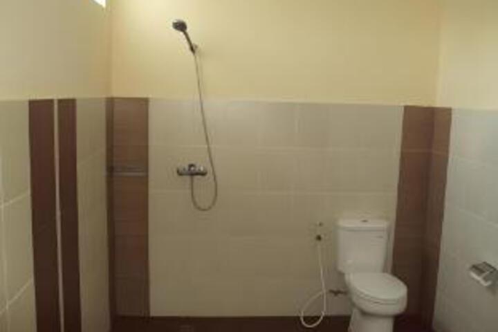 Room 10 of 22