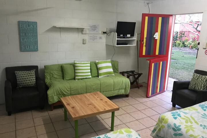 Room 18 of 33