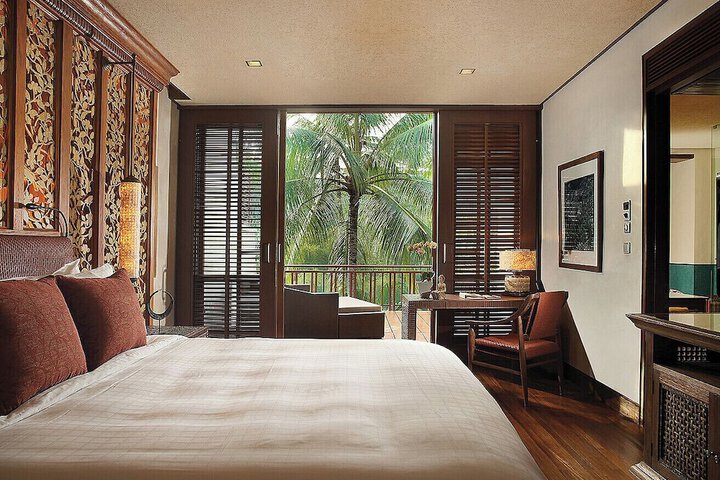 Room 16 of 205
