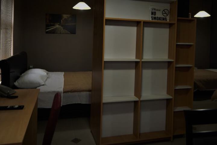 Room 30 of 84