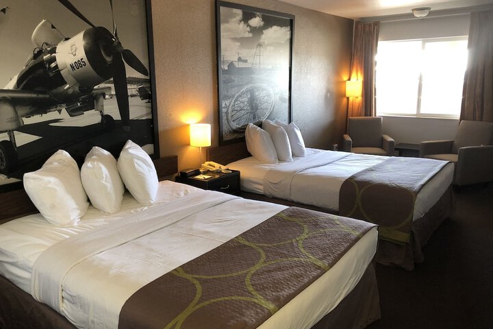 Room 12 of 32