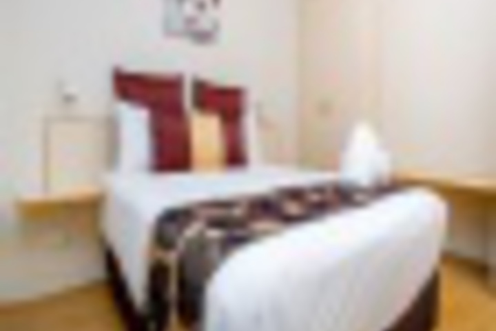 Room 147 of 504
