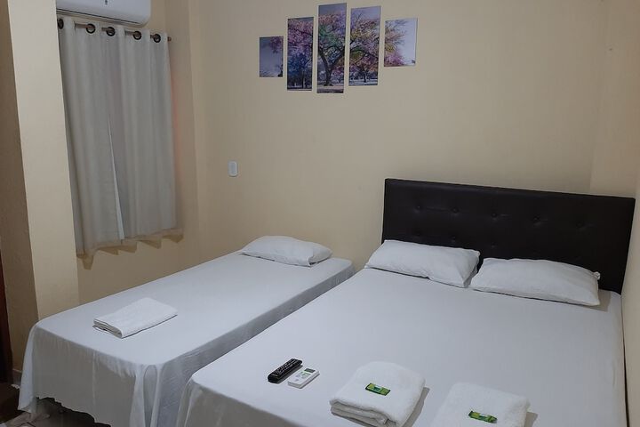 Room 8 of 9