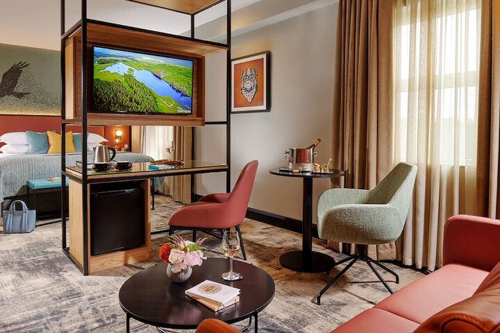 Room 20 of 62