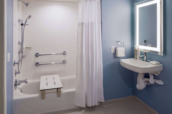 Bathroom shower