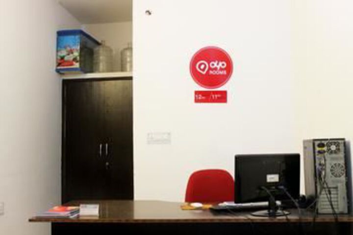 OYO Rooms Noida OIDB Sector 70