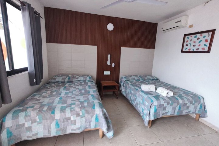 Room 6 of 24