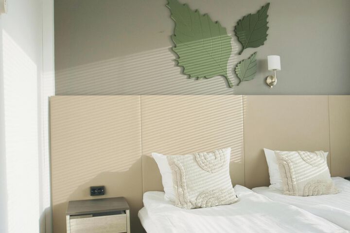 Room 14 of 34
