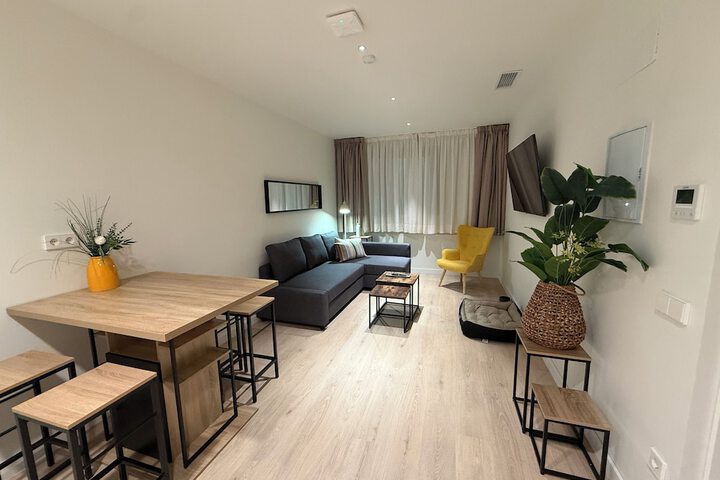 Room 12 of 22