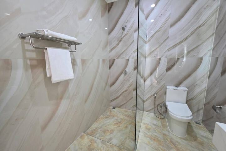Room 14 of 31