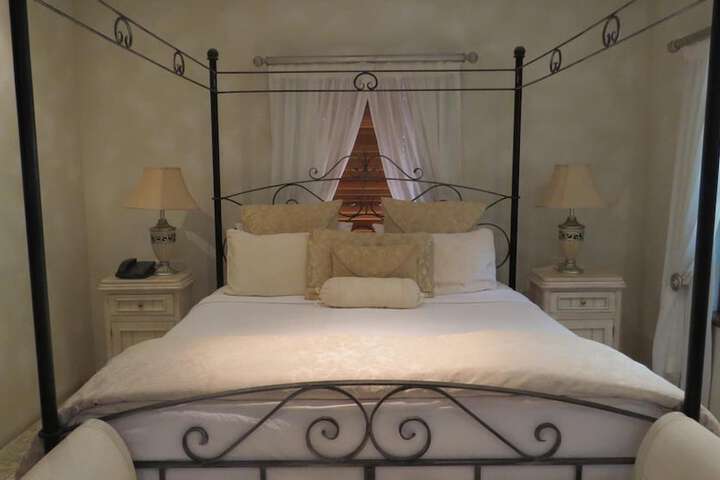 Room 15 of 67
