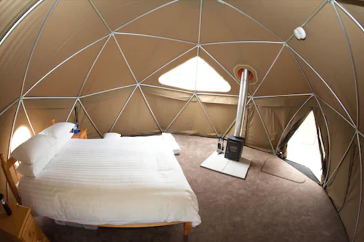 Room 4 of 15