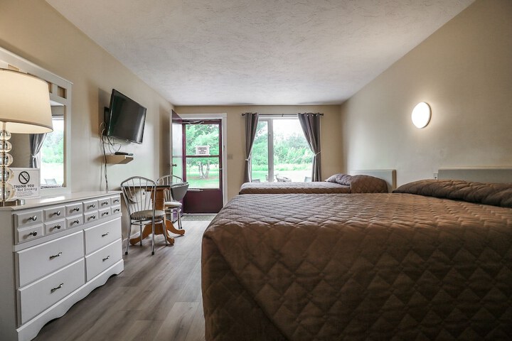 Room 5 of 27