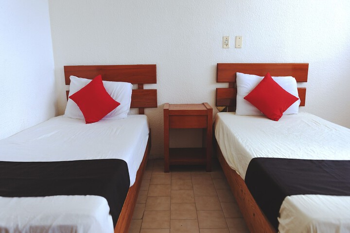 Room 27 of 53