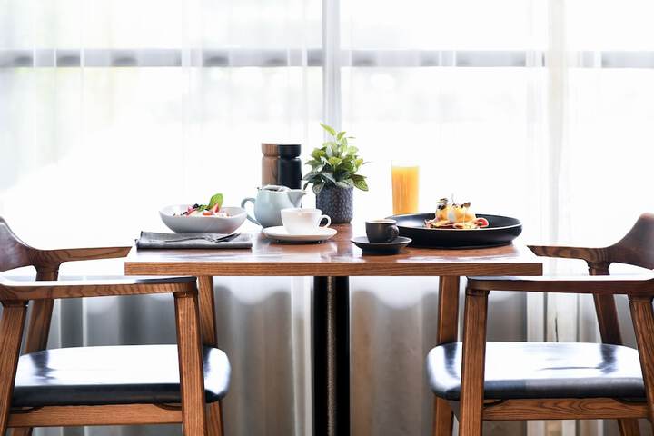 Breakfast/Coffee Service 141 of 301
