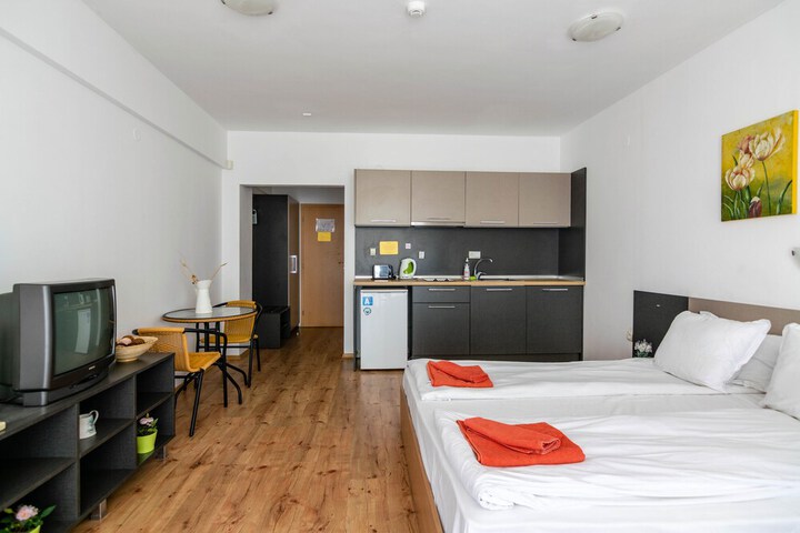 Room 14 of 54