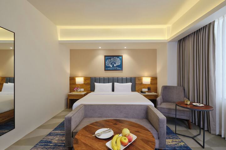 Room 9 of 25