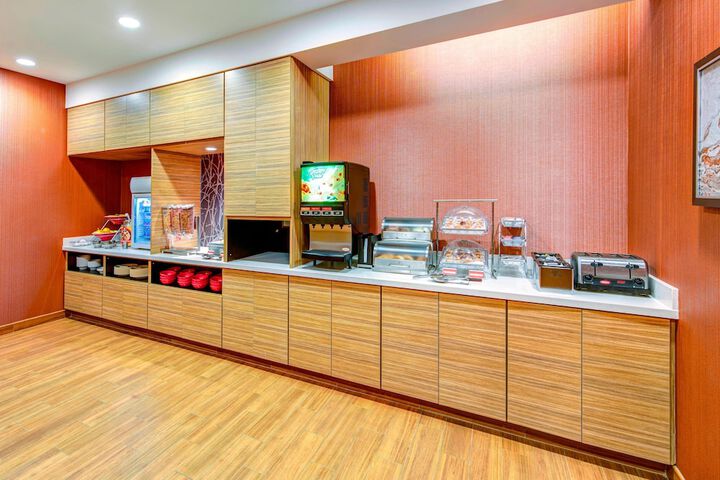 Breakfast/Coffee Service 37 of 49