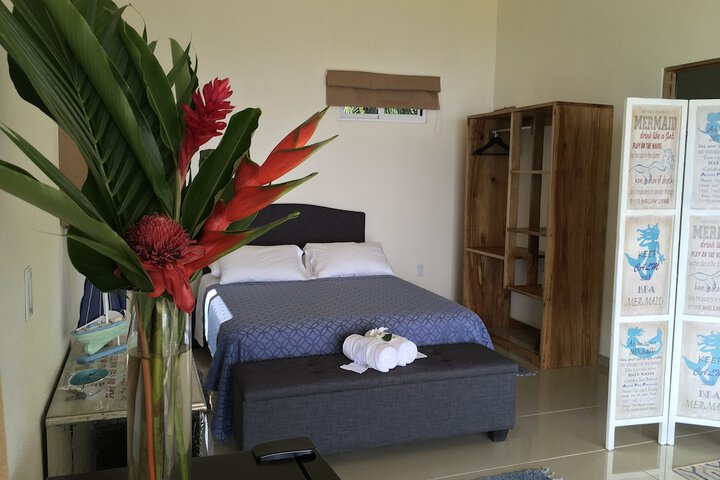 Room 16 of 93