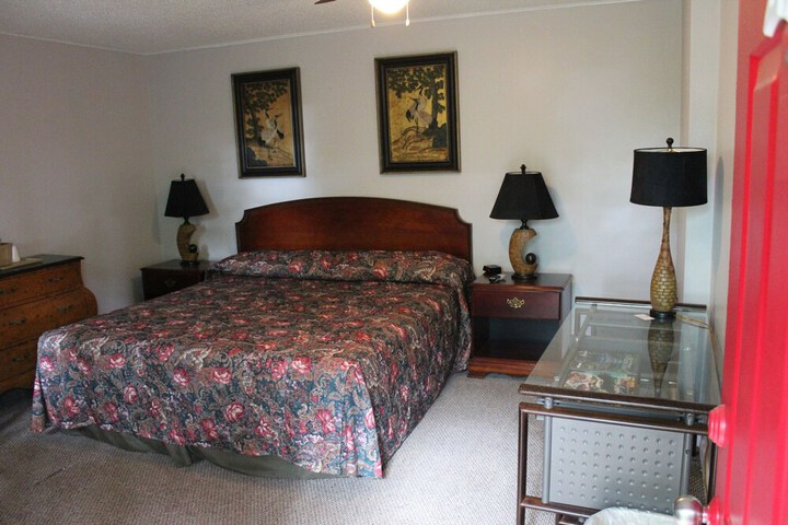 Room 47 of 219