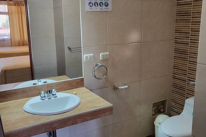 Room 6 of 30