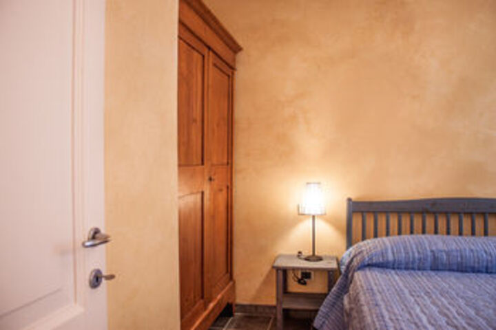 Room 45 of 145
