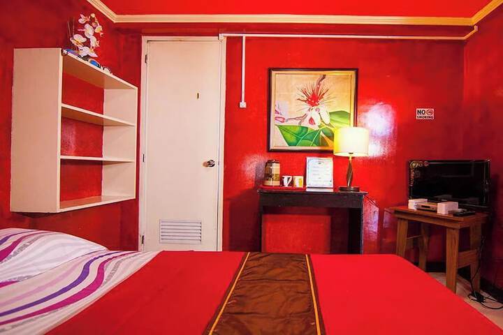 Room 6 of 32