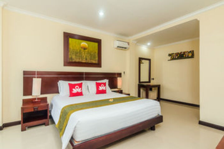 Room 8 of 23