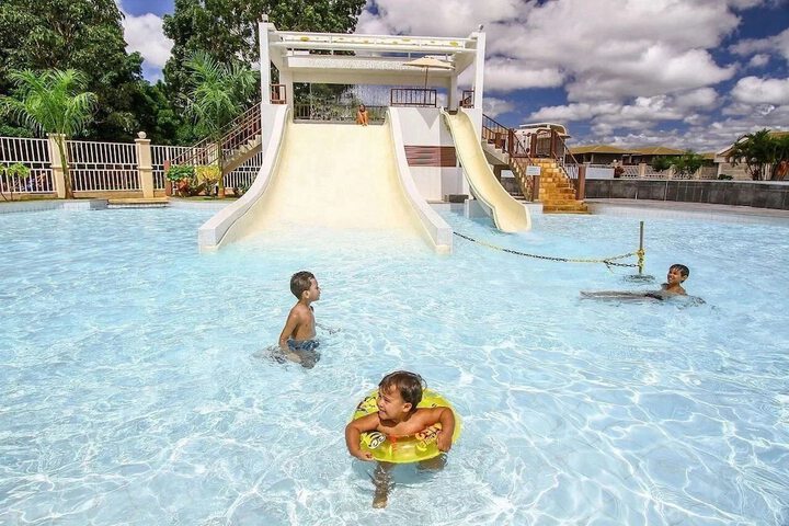 Pool 22 of 37