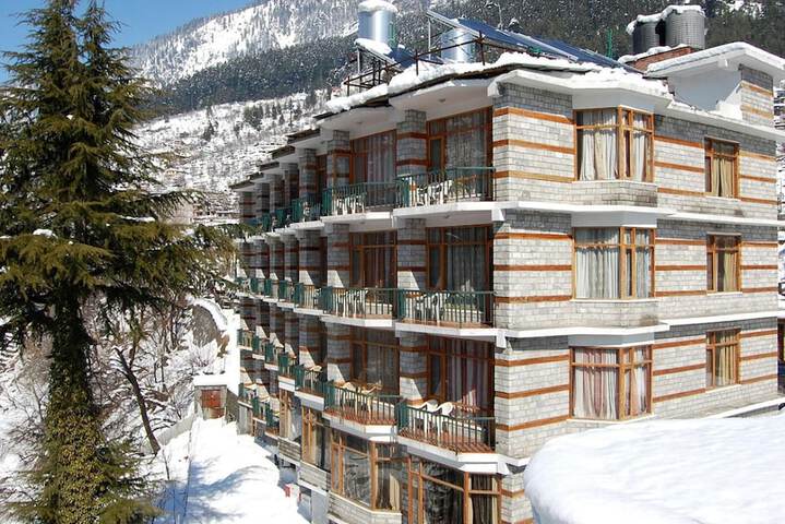 Hotel 10 of 12
