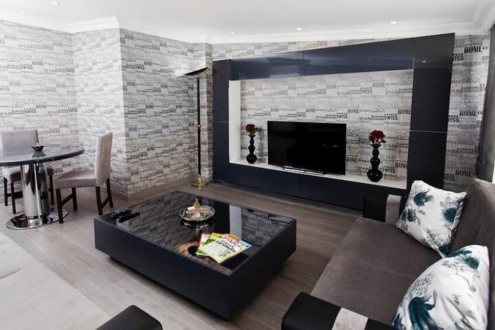 Room 15 of 26