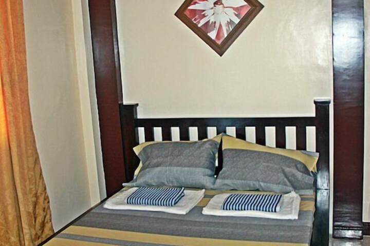Room 11 of 31