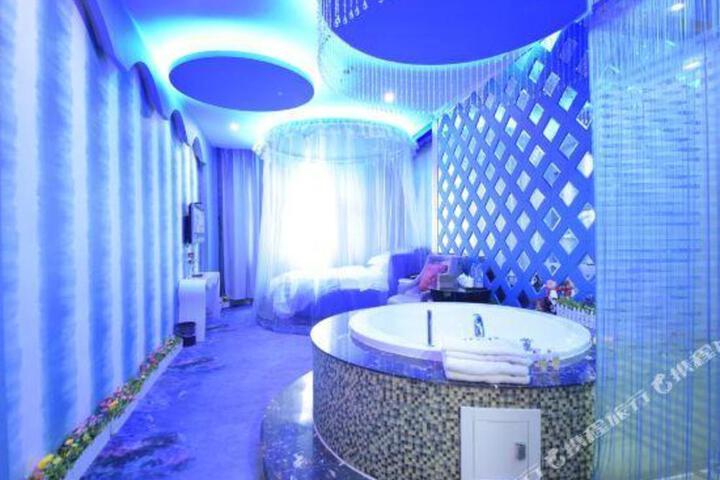 Longman International Hotel