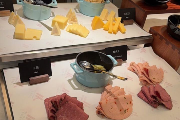 Dining 94 of 132