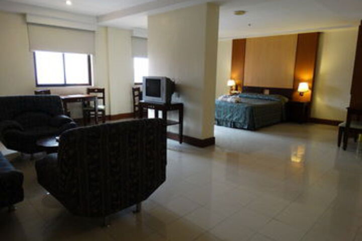 Room 57 of 78
