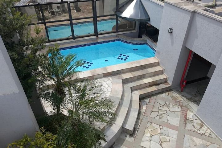 Hotel Pool