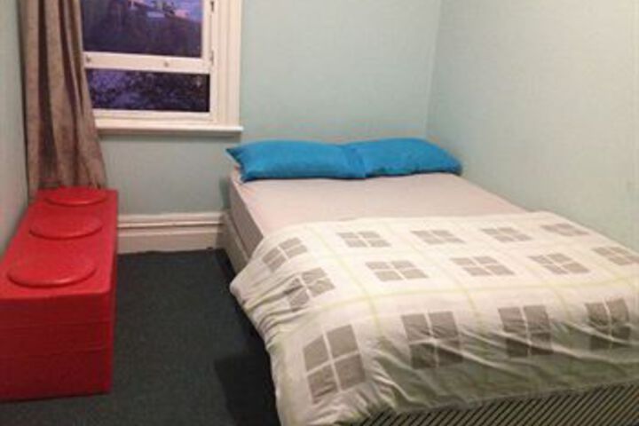 Room 28 of 52