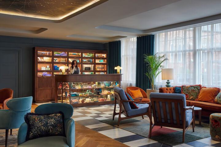 Hotel 111 of 116