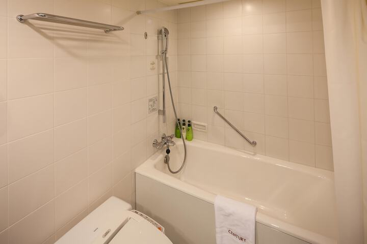 Clean Restrooms