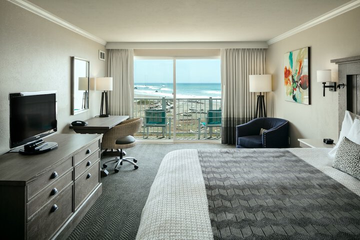 Room 4 of 46