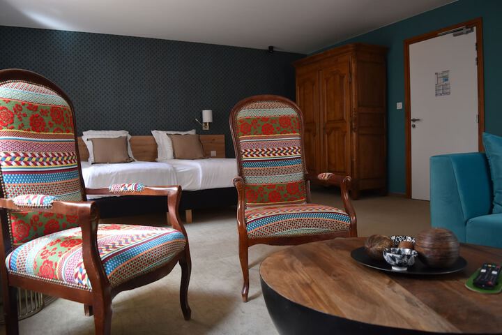 Room 54 of 96
