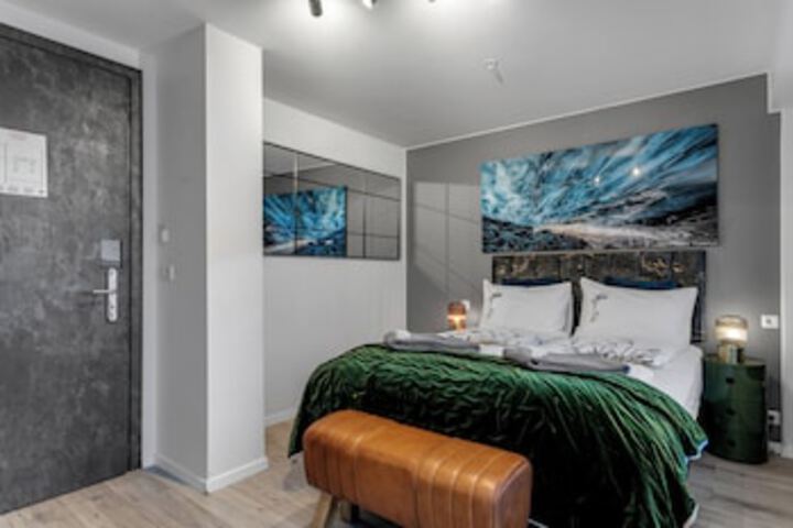 Room 19 of 219