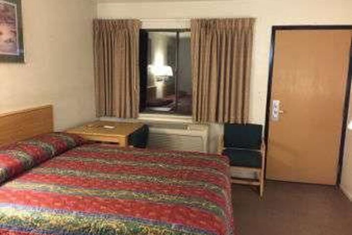 Room 3 of 14