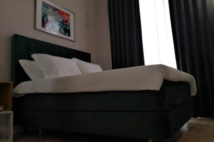 Room 5 of 61