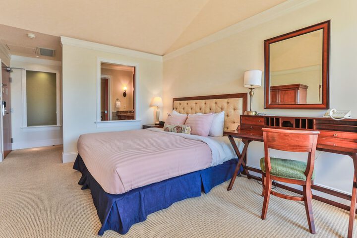 Room 9 of 51