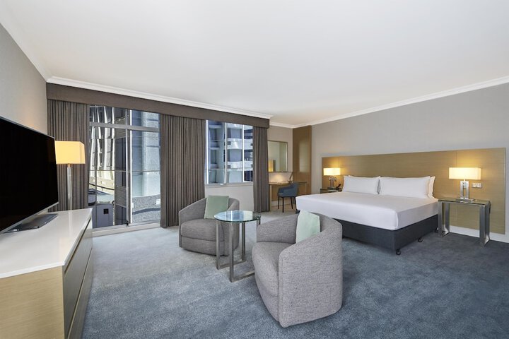 Room 21 of 106