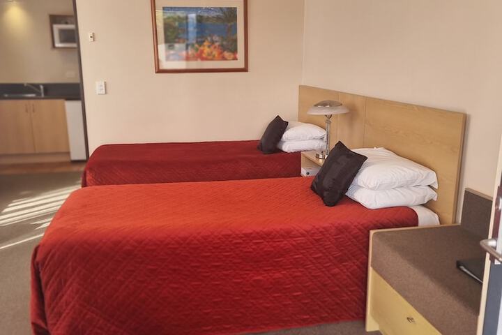 Room 5 of 43