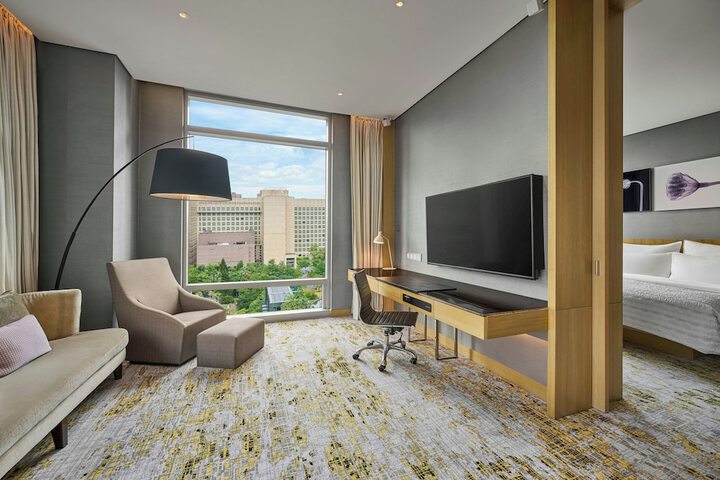 Room 45 of 117